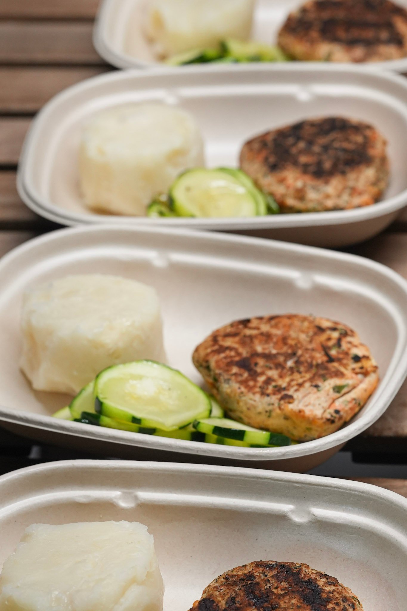 Weight Loss: Breakfast, Lunch, and Dinner + Weekends (19 Meals)